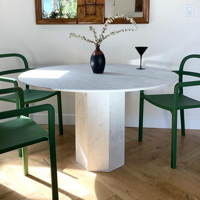 Arte Marble Franca Carrara Blok Mermer Yuvarlak Yemek Masası